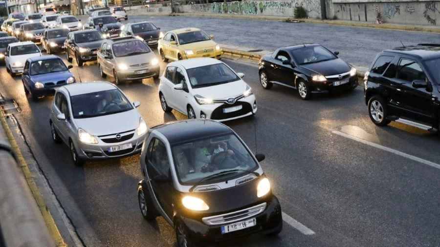 Νέο χαράτσι για όλους τους οδηγούς - Ο φόρος που θα πληρώνουμε